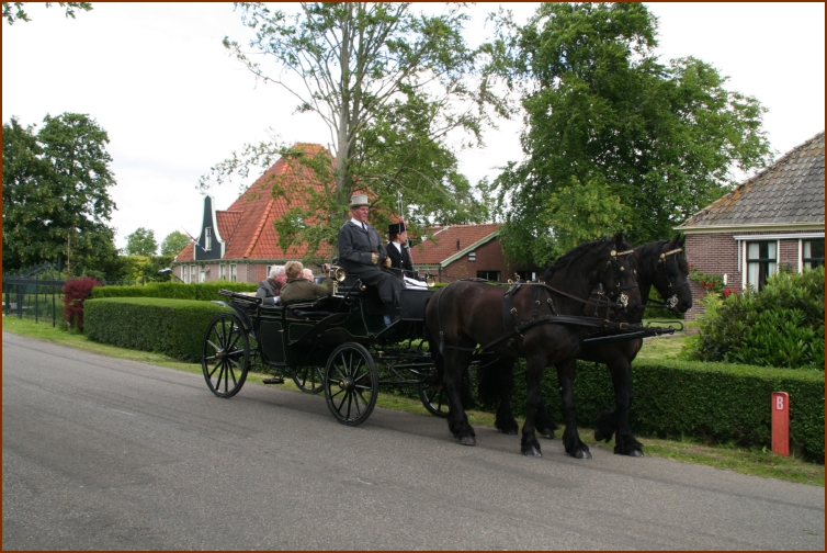 935 Willy & Gerard 113 Met de Koets